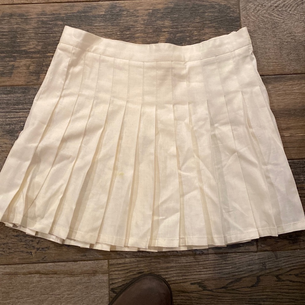 UO Hayley Linen Pleated Mini Skirt